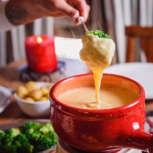 Sequência de fondue c/ melhor preço de gramado bem no centro da cidade em um ambiente aconchegante e elegante restaurante Victorio.